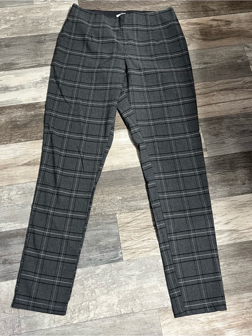 Calvin Klein grey plaid tapered leg dress slacks